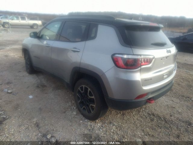 Photo 2 VIN: 3C4NJDDB1KT688358 - JEEP COMPASS 