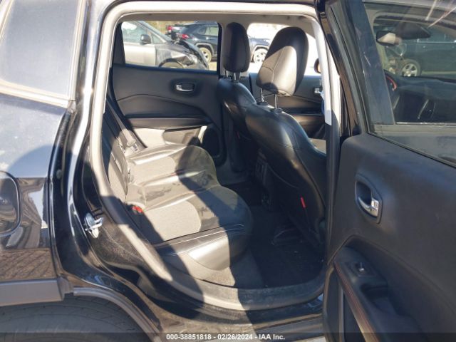 Photo 7 VIN: 3C4NJDDB1KT703943 - JEEP COMPASS 