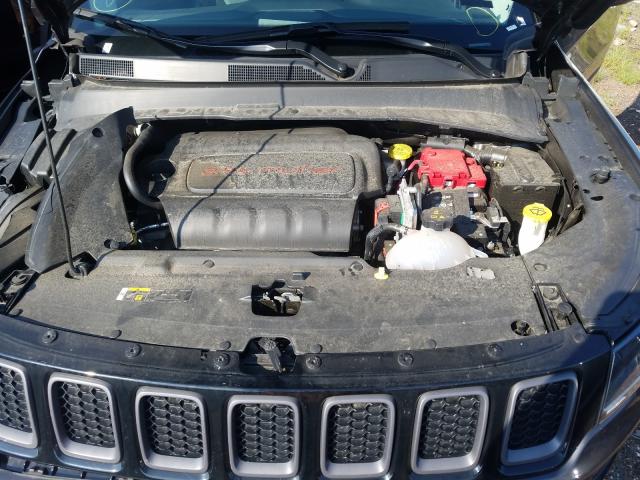 Photo 6 VIN: 3C4NJDDB1KT728535 - JEEP COMPASS 