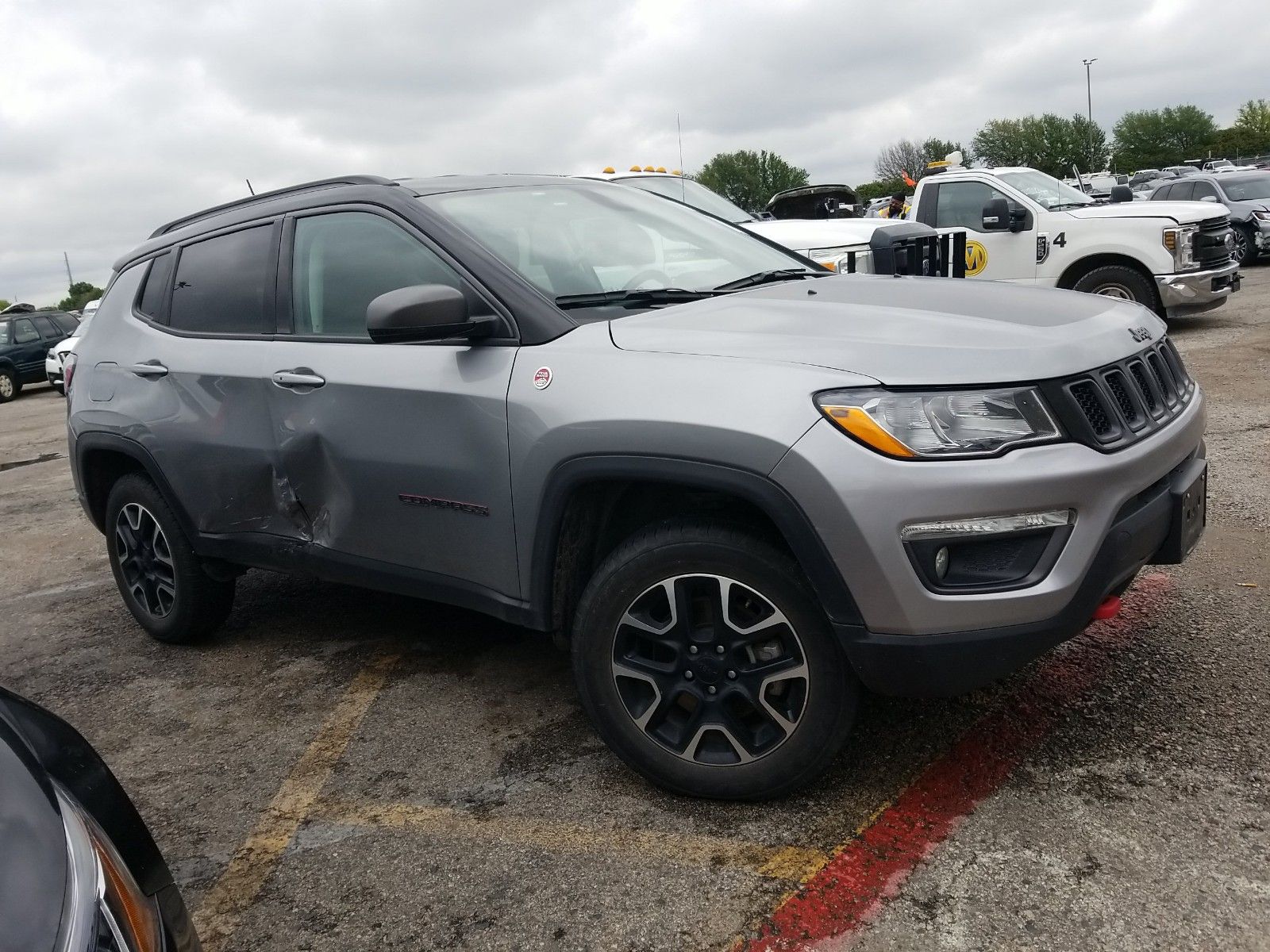 Photo 4 VIN: 3C4NJDDB1LT220938 - JEEP COMPASS 