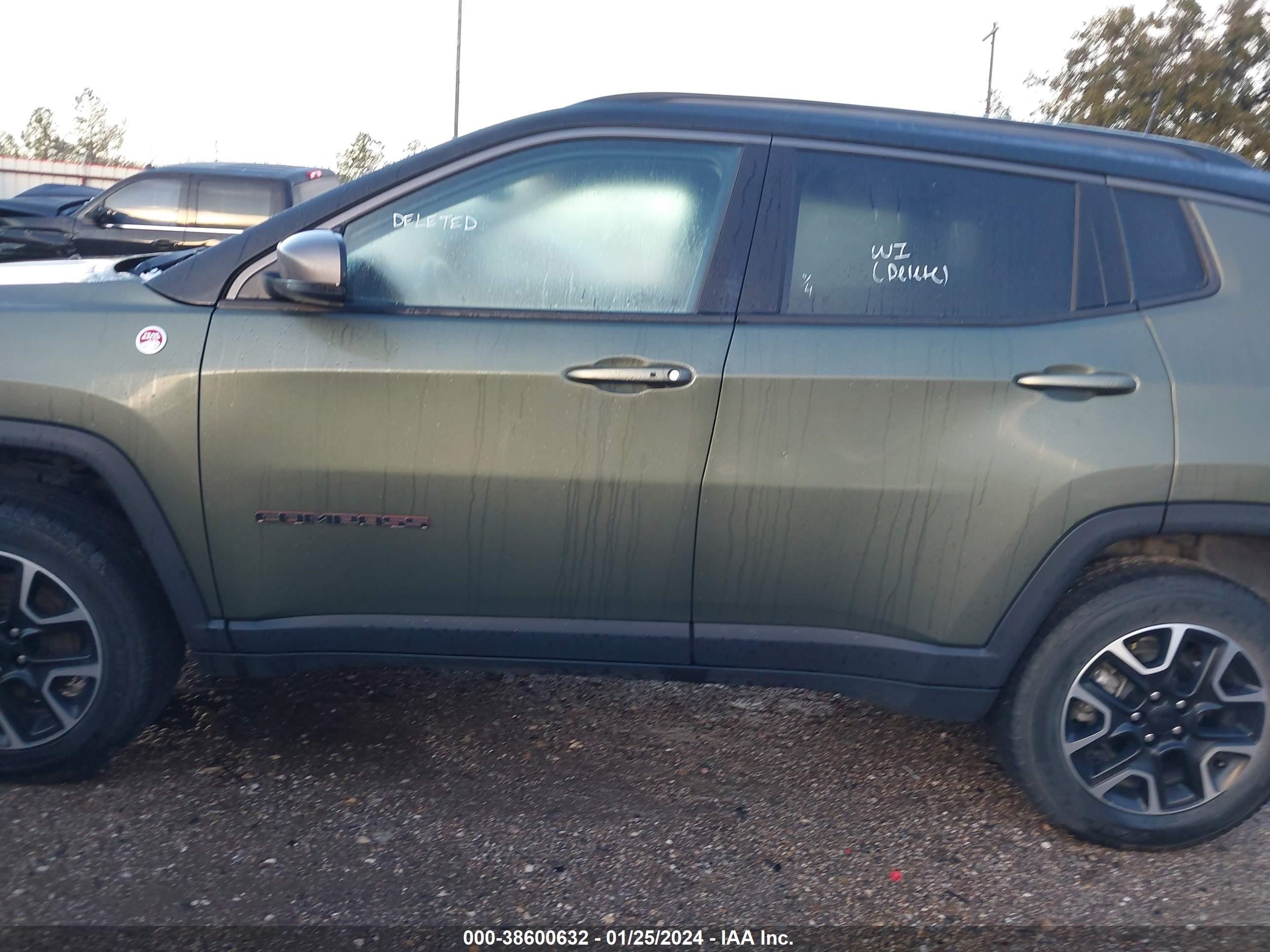 Photo 12 VIN: 3C4NJDDB1MT511778 - JEEP COMPASS 