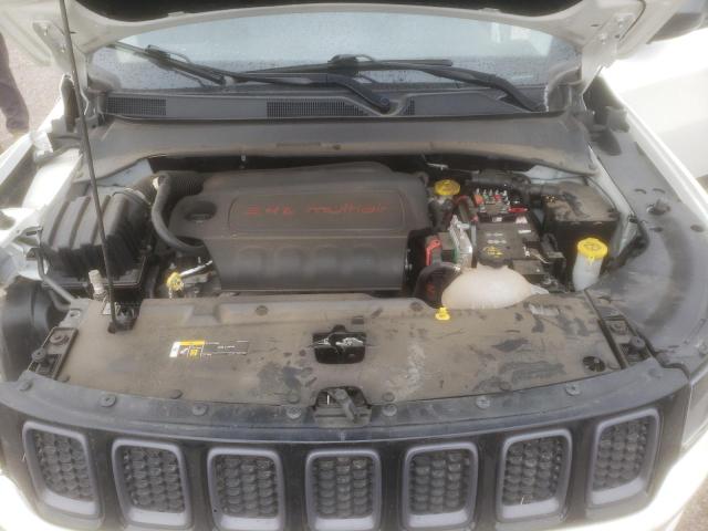 Photo 11 VIN: 3C4NJDDB2JT457273 - JEEP COMPASS TR 