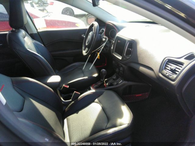 Photo 4 VIN: 3C4NJDDB2JT465700 - JEEP COMPASS 