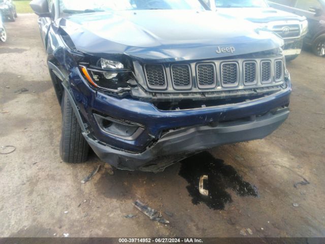 Photo 5 VIN: 3C4NJDDB2KT655370 - JEEP COMPASS 