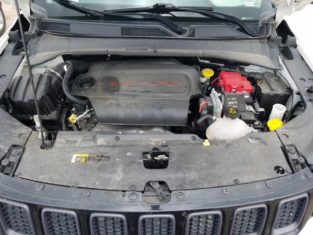 Photo 6 VIN: 3C4NJDDB2KT660472 - JEEP COMPASS 