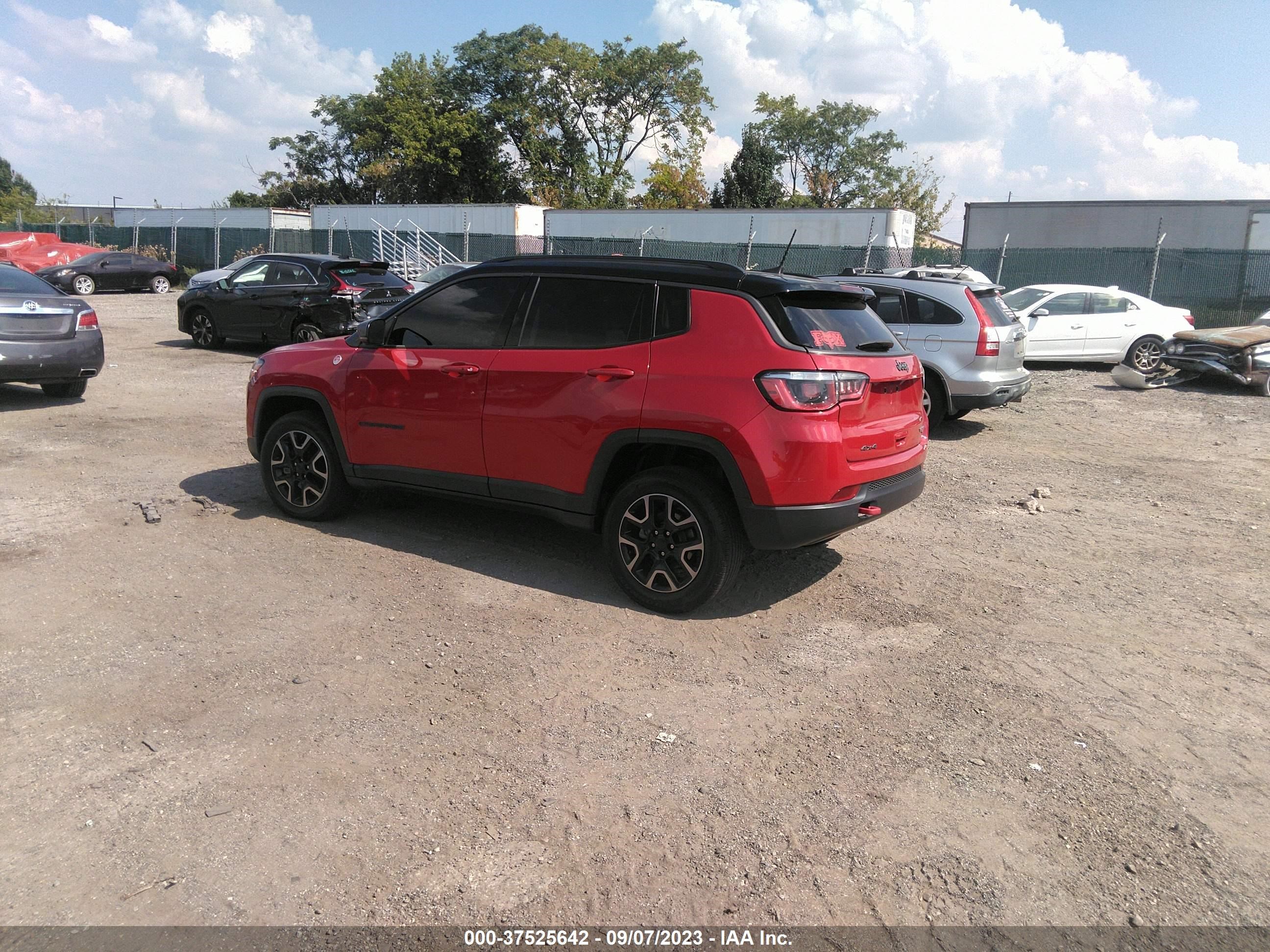 Photo 2 VIN: 3C4NJDDB2KT671200 - JEEP COMPASS 