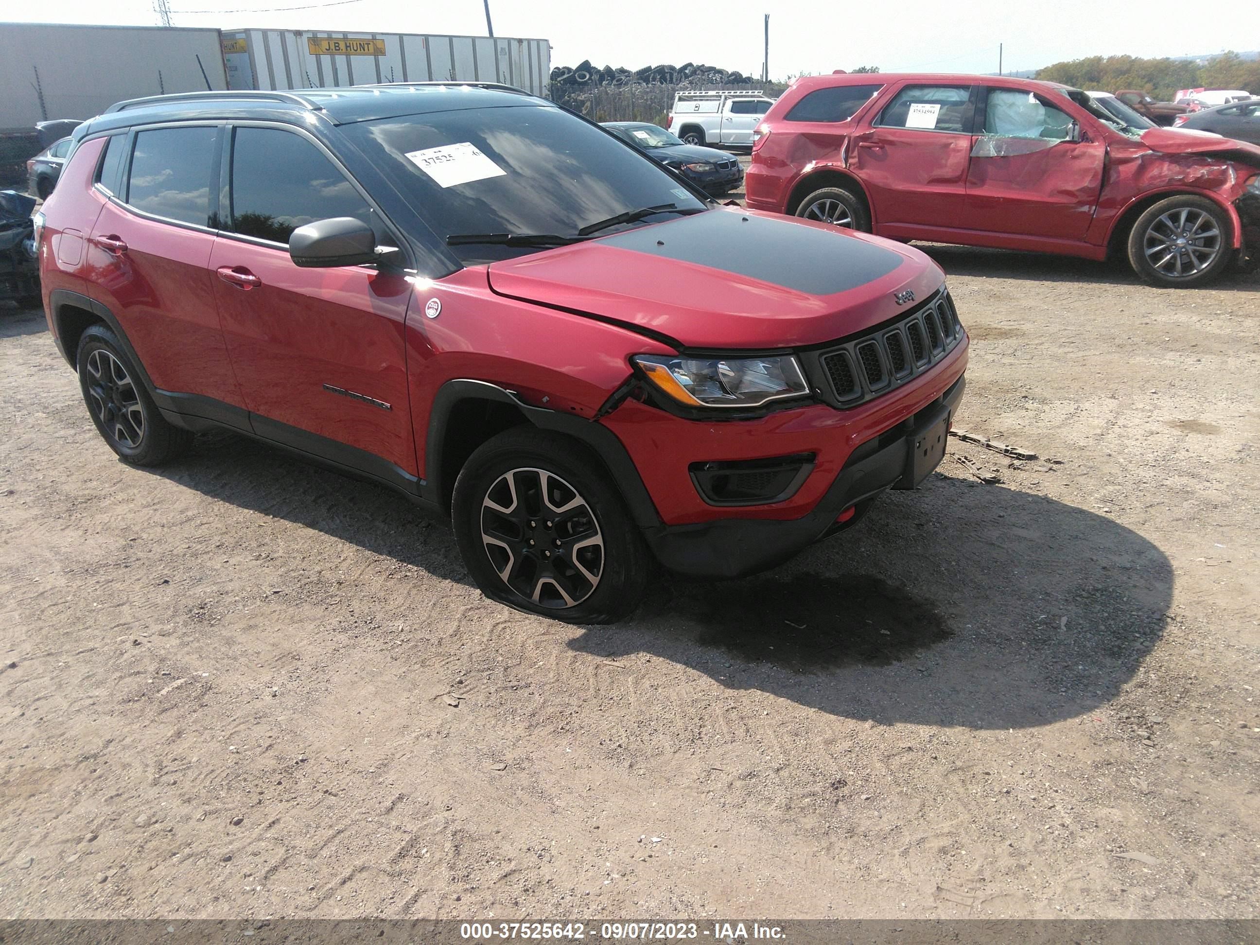 Photo 5 VIN: 3C4NJDDB2KT671200 - JEEP COMPASS 