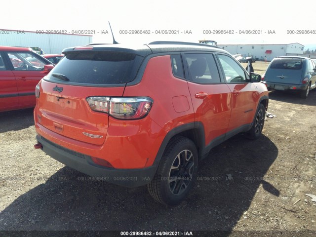 Photo 3 VIN: 3C4NJDDB2KT683881 - JEEP COMPASS 