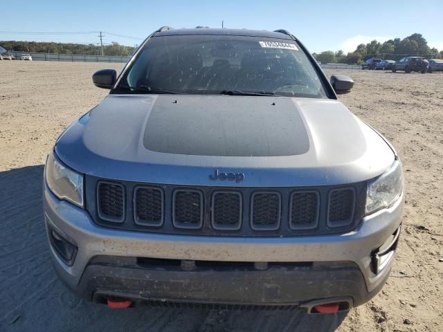 Photo 4 VIN: 3C4NJDDB2KT712912 - JEEP COMPASS TR 