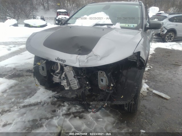 Photo 5 VIN: 3C4NJDDB2KT799789 - JEEP COMPASS 