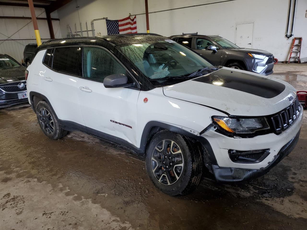 Photo 3 VIN: 3C4NJDDB2MT529271 - JEEP COMPASS 