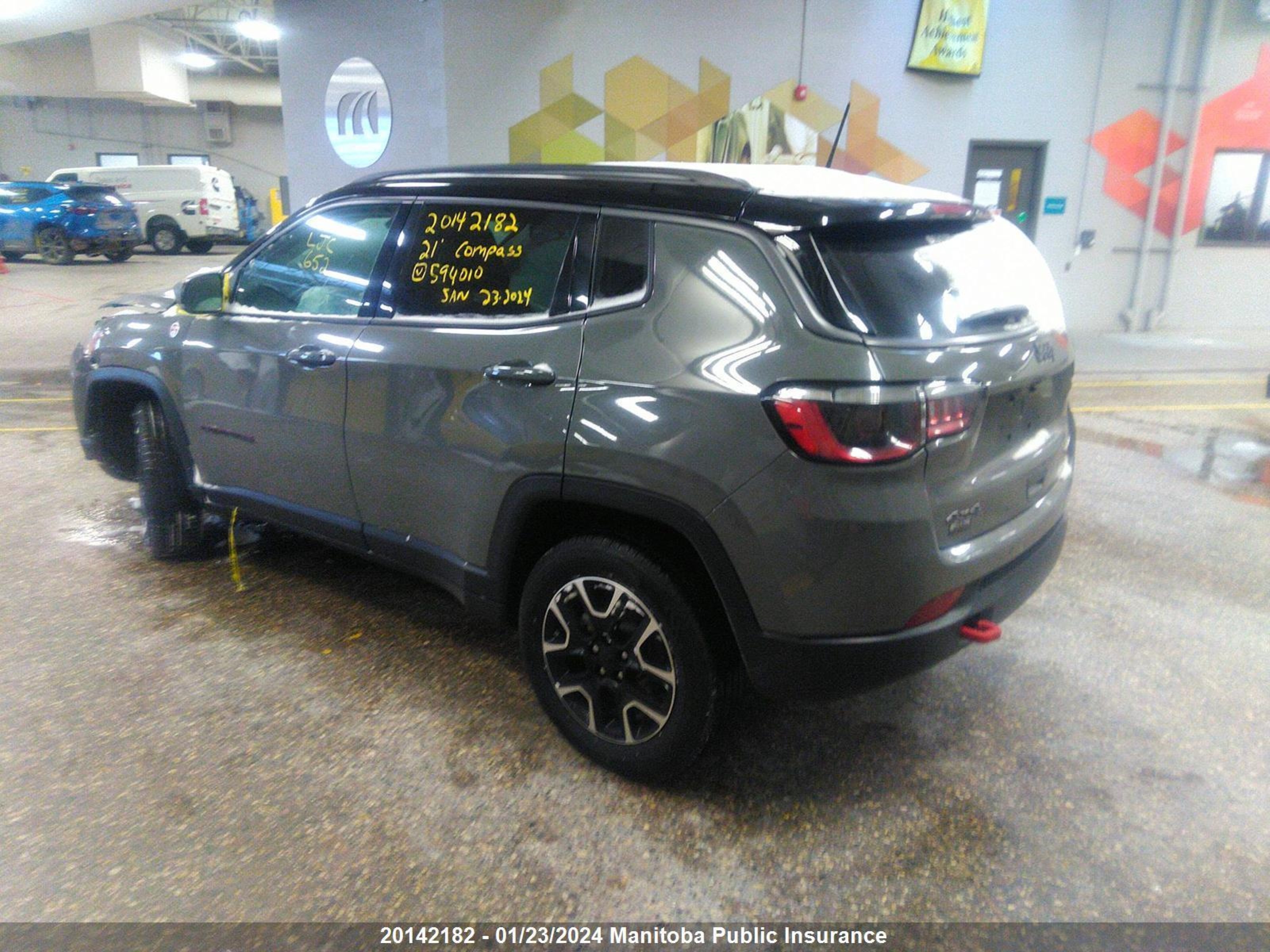 Photo 2 VIN: 3C4NJDDB2MT594010 - JEEP COMPASS 