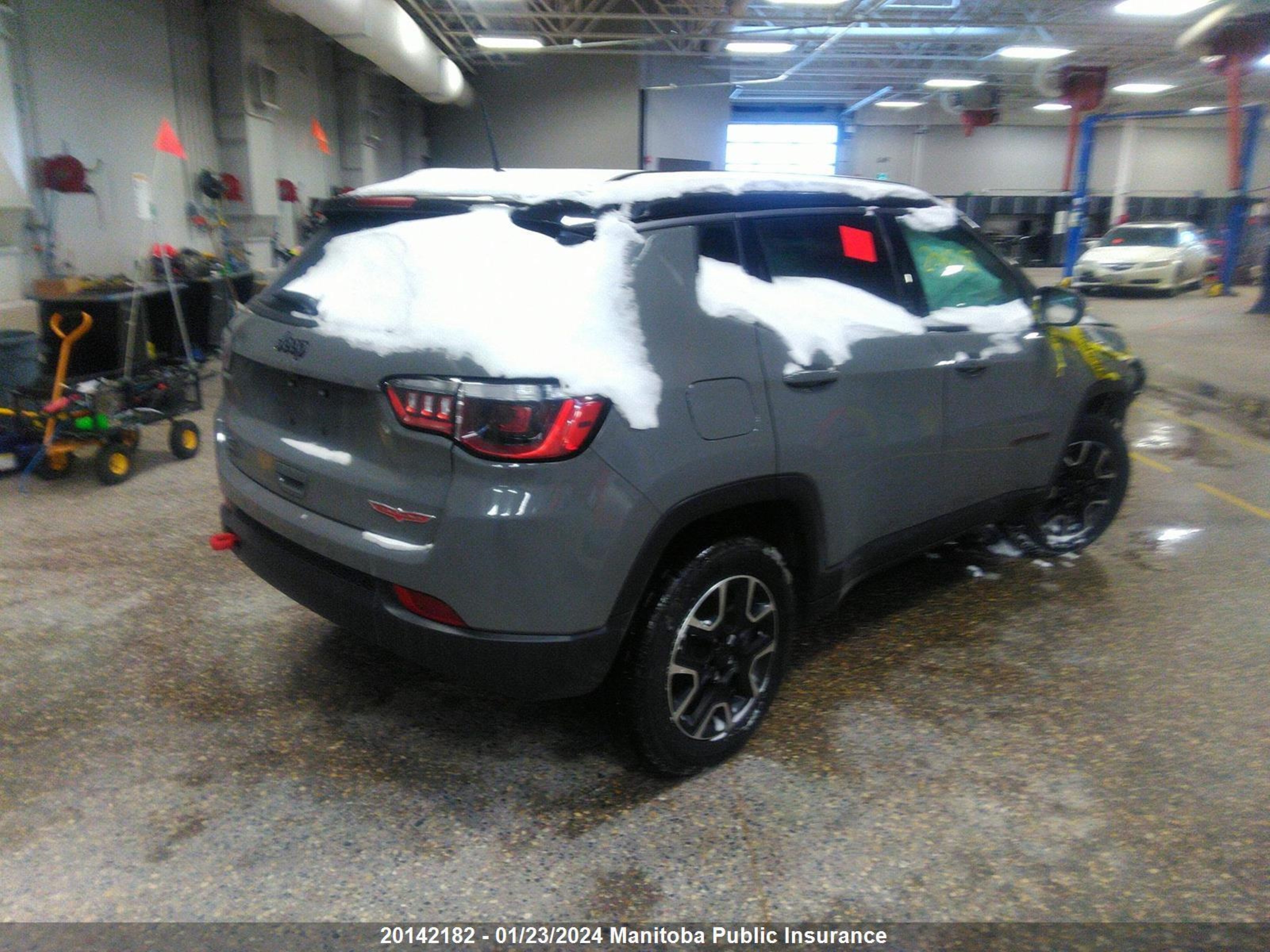 Photo 3 VIN: 3C4NJDDB2MT594010 - JEEP COMPASS 