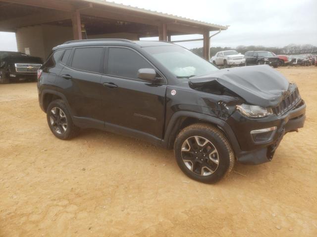 Photo 3 VIN: 3C4NJDDB3JT337563 - JEEP COMPASS TR 