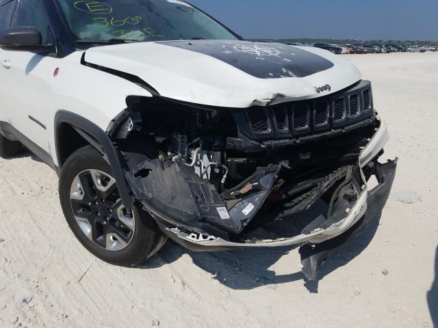 Photo 8 VIN: 3C4NJDDB3JT413055 - JEEP COMPASS 