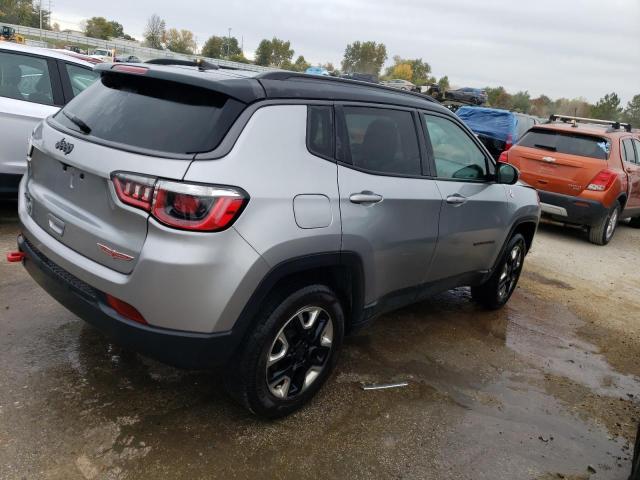 Photo 2 VIN: 3C4NJDDB3JT451112 - JEEP COMPASS 