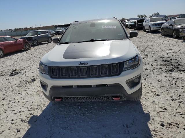 Photo 4 VIN: 3C4NJDDB3JT451224 - JEEP COMPASS 