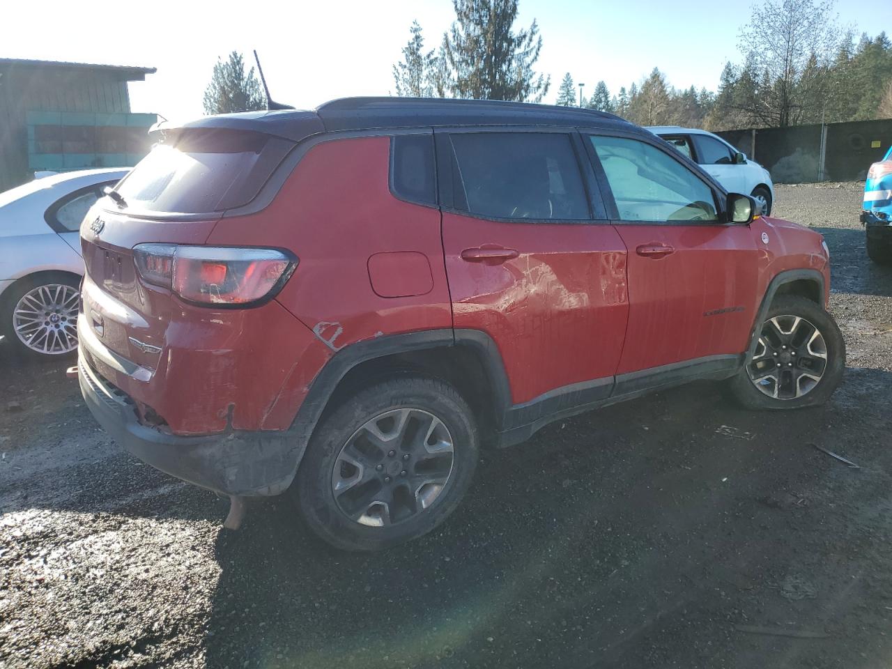 Photo 2 VIN: 3C4NJDDB3JT451692 - JEEP COMPASS 