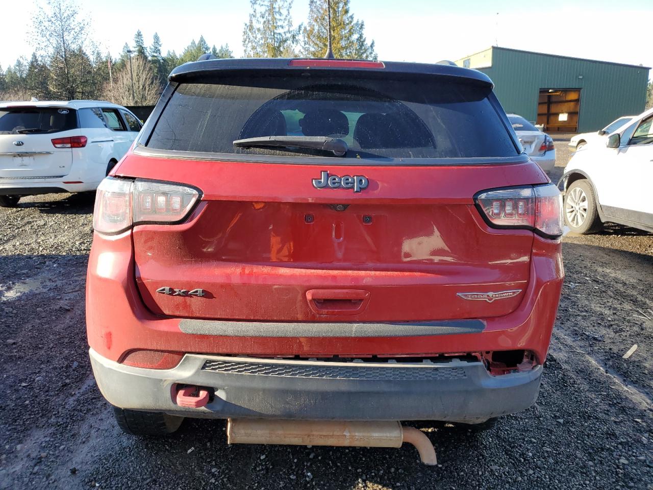 Photo 5 VIN: 3C4NJDDB3JT451692 - JEEP COMPASS 