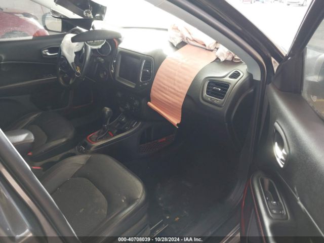 Photo 4 VIN: 3C4NJDDB3KT617842 - JEEP COMPASS 