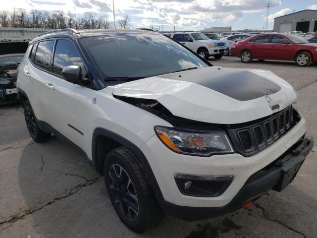 Photo 3 VIN: 3C4NJDDB3KT667821 - JEEP COMPASS 