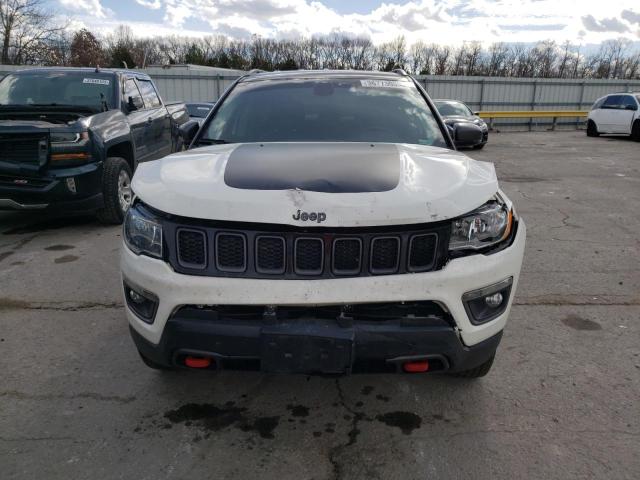 Photo 4 VIN: 3C4NJDDB3KT667821 - JEEP COMPASS 