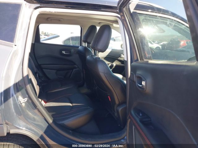 Photo 7 VIN: 3C4NJDDB4JT163650 - JEEP COMPASS 