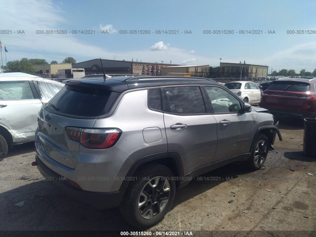 Photo 3 VIN: 3C4NJDDB4JT339080 - JEEP COMPASS 