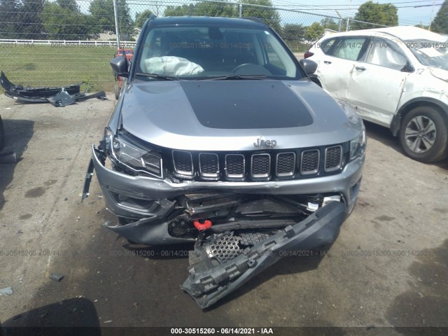 Photo 5 VIN: 3C4NJDDB4JT339080 - JEEP COMPASS 