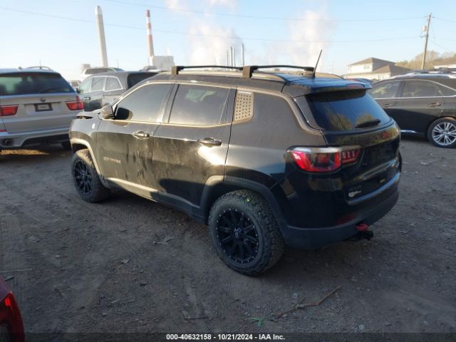 Photo 2 VIN: 3C4NJDDB4JT410570 - JEEP COMPASS 