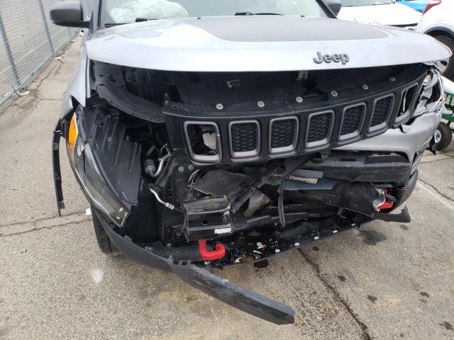 Photo 8 VIN: 3C4NJDDB4JT451278 - JEEP COMPASS 