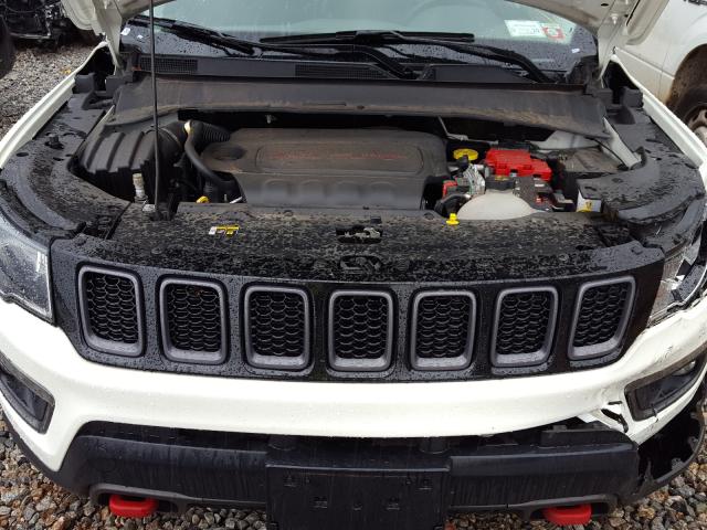 Photo 6 VIN: 3C4NJDDB4KT733003 - JEEP COMPASS TR 