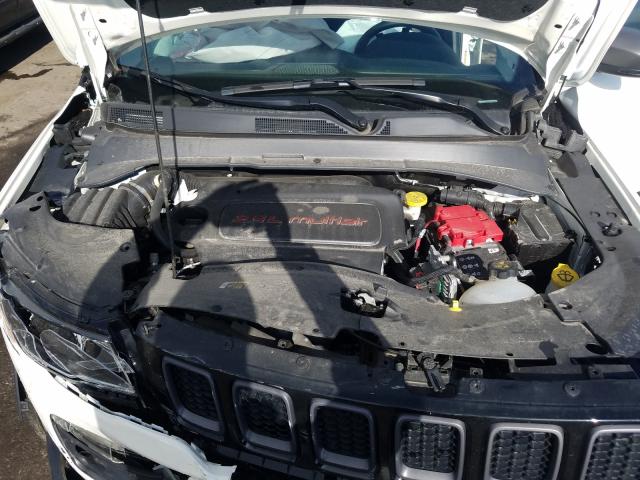 Photo 6 VIN: 3C4NJDDB4KT739674 - JEEP COMPASS TR 