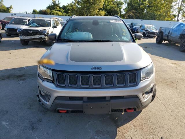 Photo 4 VIN: 3C4NJDDB4KT739884 - JEEP COMPASS TR 