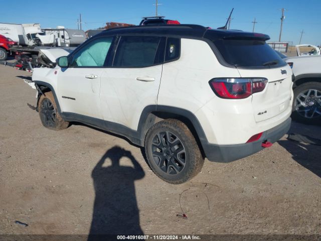 Photo 2 VIN: 3C4NJDDB4KT748018 - JEEP COMPASS 