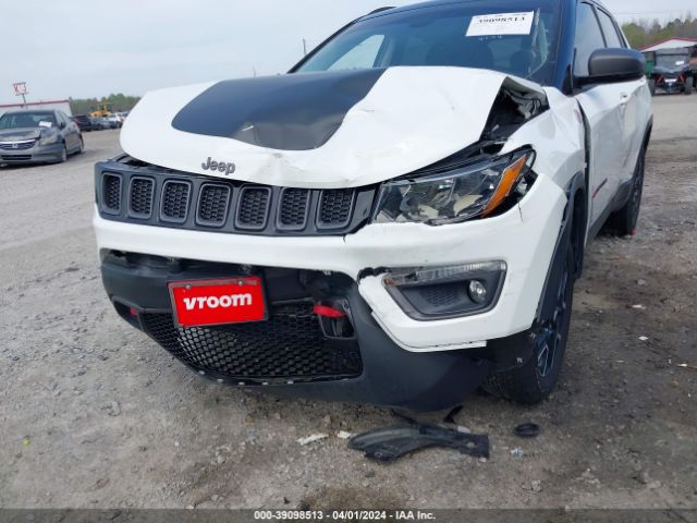 Photo 5 VIN: 3C4NJDDB4KT799342 - JEEP COMPASS 