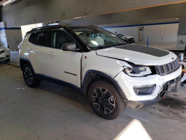 Photo 3 VIN: 3C4NJDDB4KT807567 - JEEP COMPASS TR 