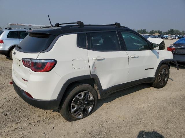 Photo 2 VIN: 3C4NJDDB5JT132066 - JEEP COMPASS TR 