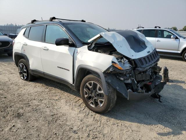 Photo 3 VIN: 3C4NJDDB5JT132066 - JEEP COMPASS TR 