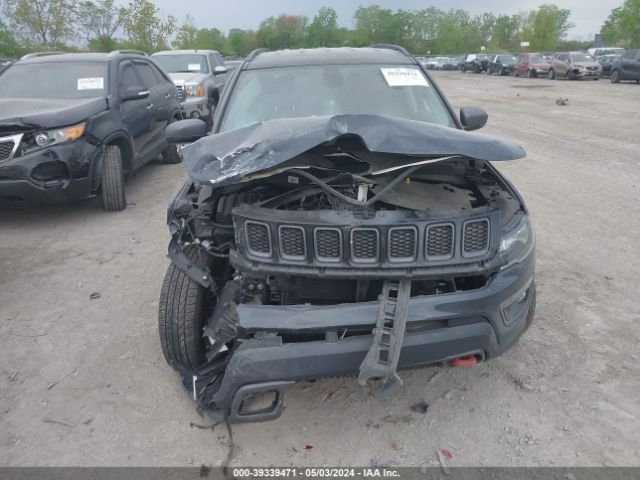 Photo 5 VIN: 3C4NJDDB5JT259187 - JEEP COMPASS 