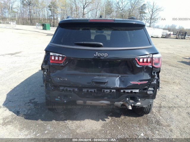 Photo 5 VIN: 3C4NJDDB5JT451757 - JEEP COMPASS 