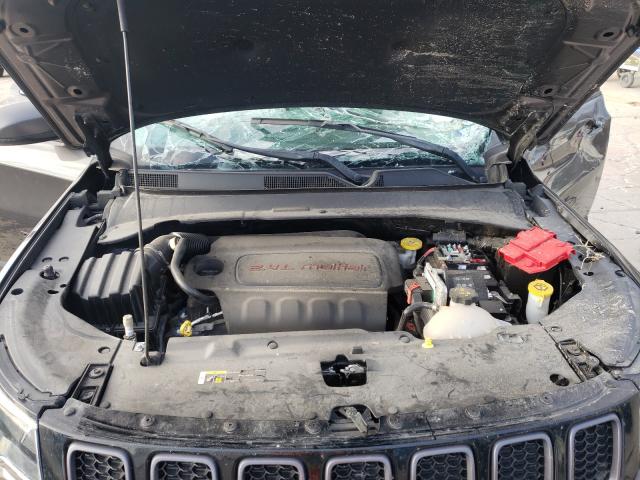 Photo 6 VIN: 3C4NJDDB5KT622377 - JEEP COMPASS TR 