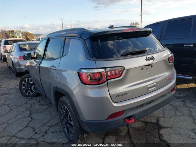 Photo 2 VIN: 3C4NJDDB5KT668095 - JEEP COMPASS 