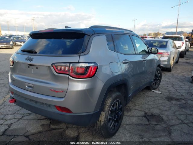 Photo 3 VIN: 3C4NJDDB5KT668095 - JEEP COMPASS 