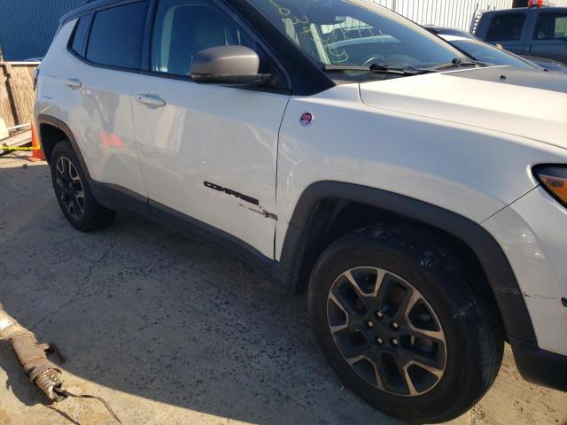 Photo 8 VIN: 3C4NJDDB5KT733348 - JEEP COMPASS TR 