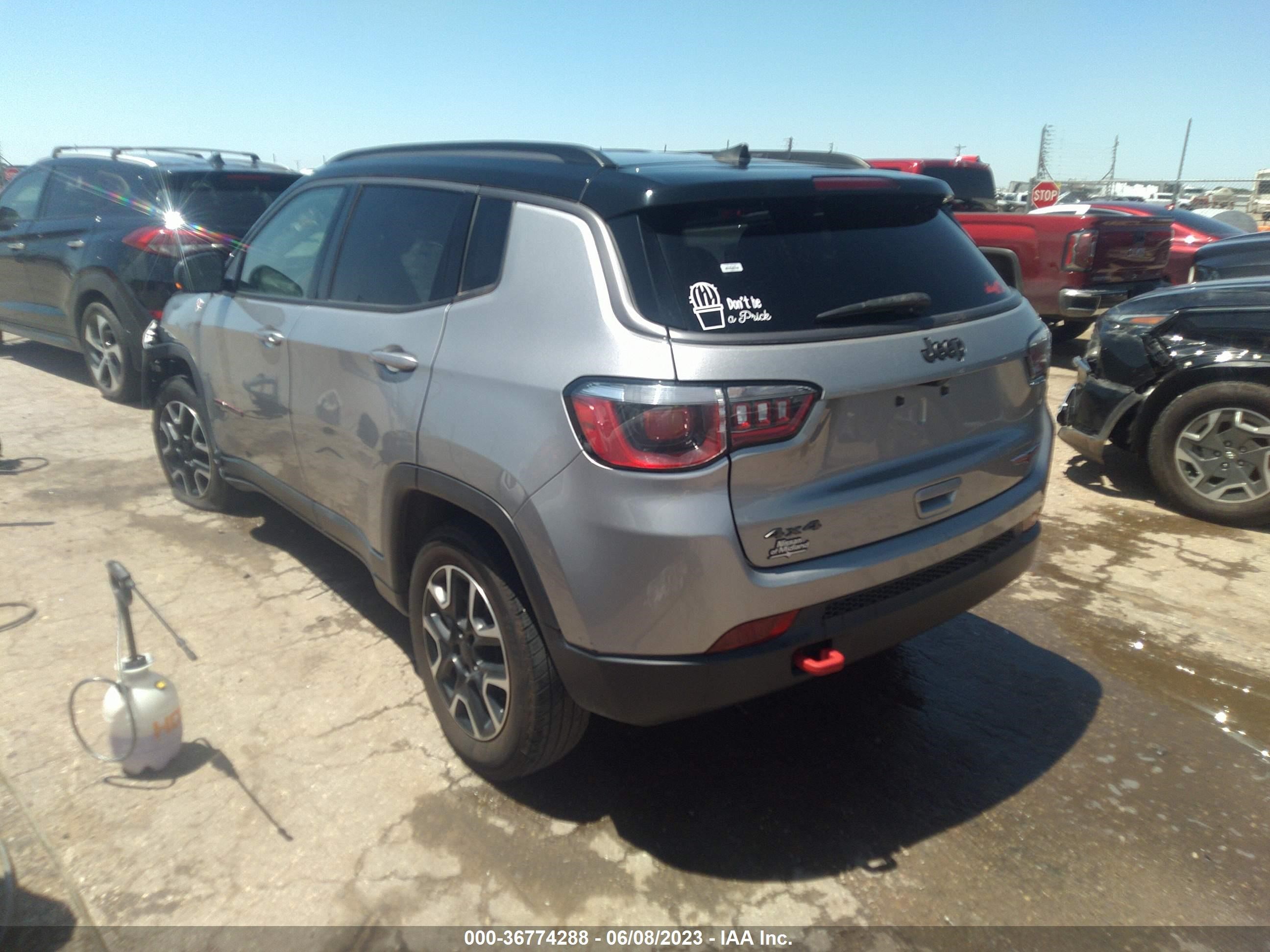 Photo 2 VIN: 3C4NJDDB5LT195218 - JEEP COMPASS 