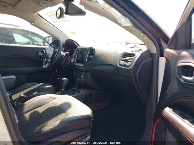 Photo 4 VIN: 3C4NJDDB5MT562779 - JEEP COMPASS 