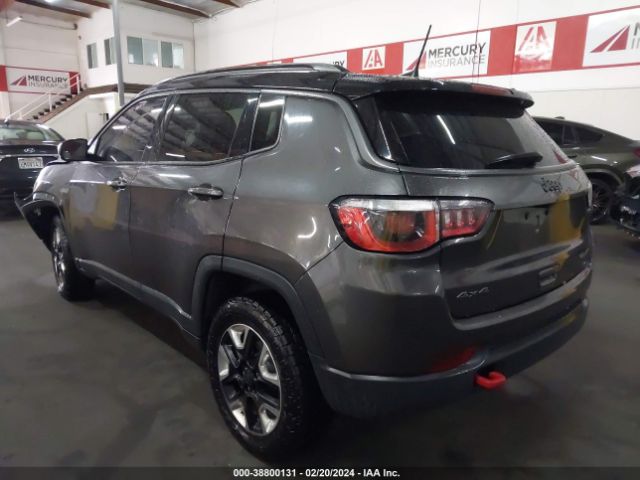 Photo 2 VIN: 3C4NJDDB6JT436992 - JEEP COMPASS 