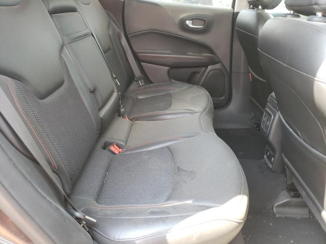 Photo 5 VIN: 3C4NJDDB6KT627605 - JEEP COMPASS 