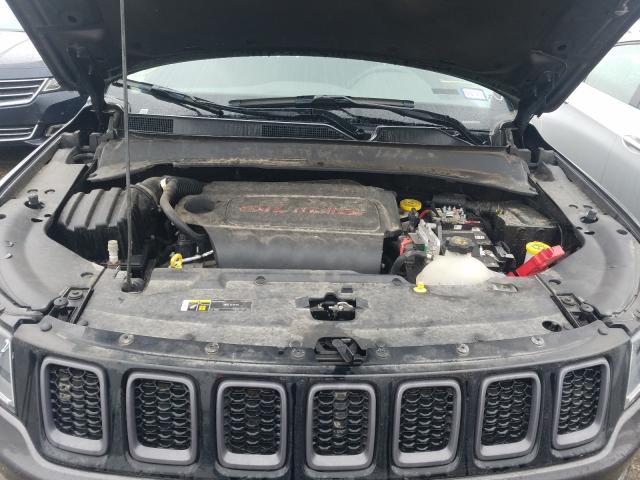 Photo 6 VIN: 3C4NJDDB6KT739966 - JEEP COMPASS TR 